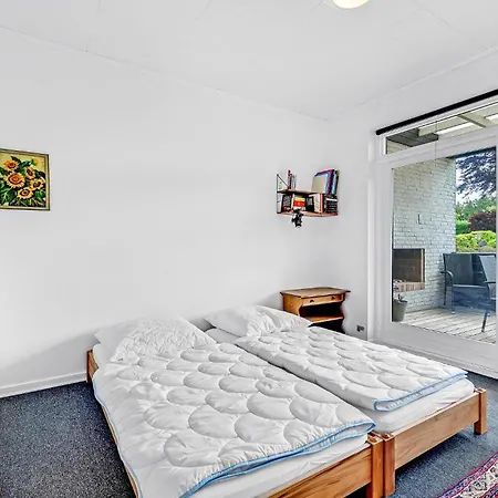 펜션 5 Bedroom Beautiful In Tranekær